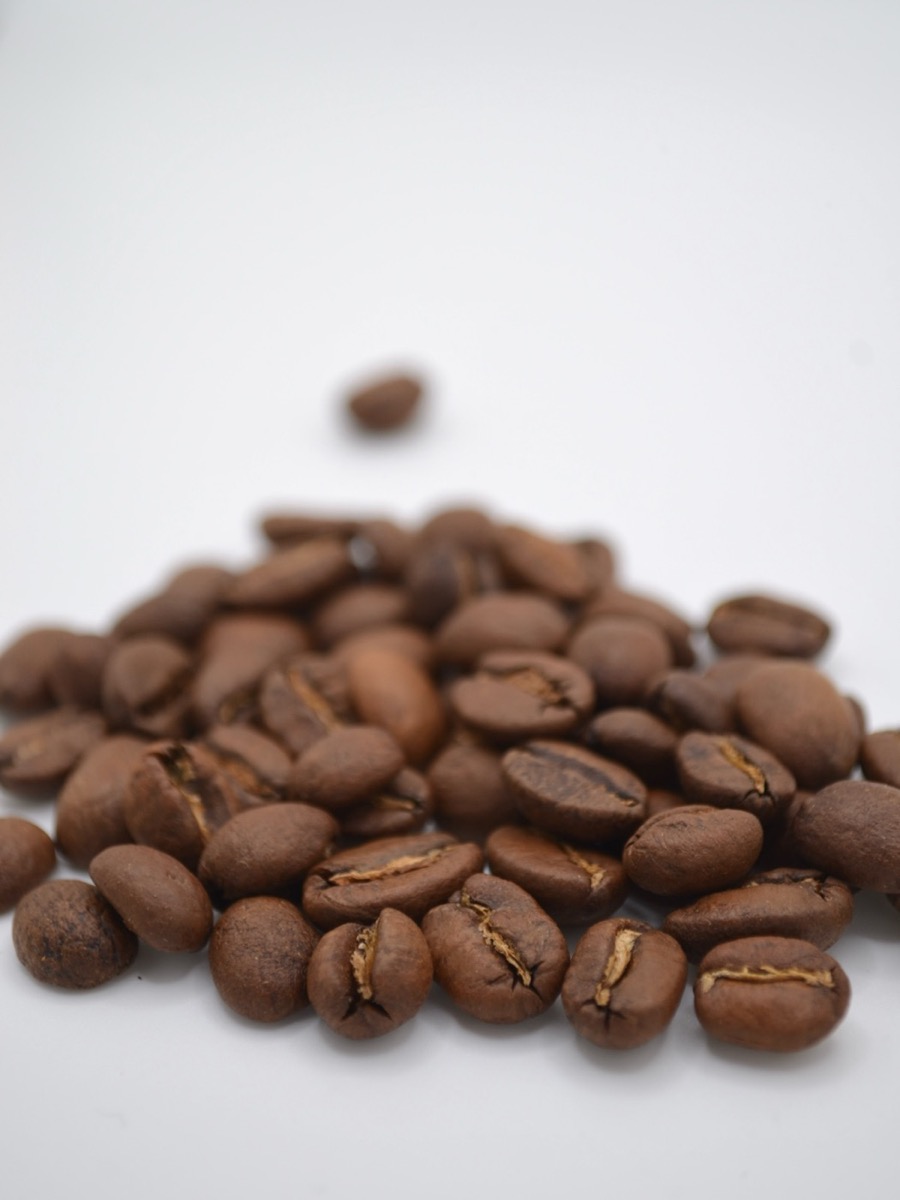 Devoción single-origin coffee beans